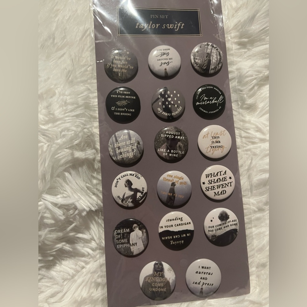 Taylor Swift Folklore Pin Set